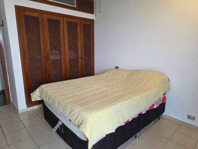 Apartamento para Venda em Guarujá - 4