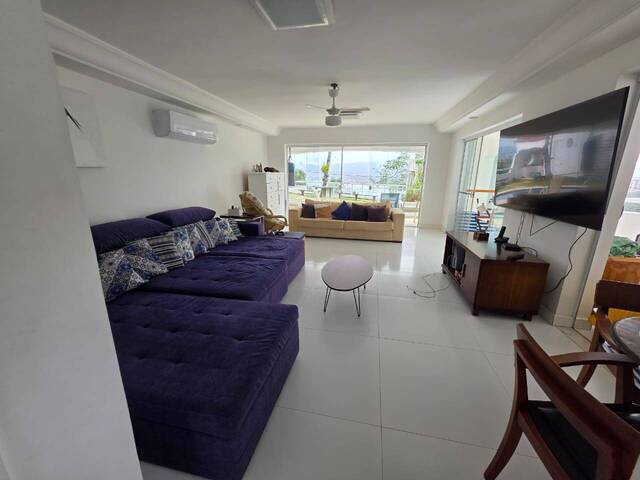 Casa para Venda em Guarujá - 4